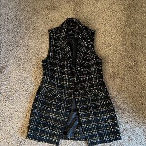 Bagatelle Collection Women's Black and White Tweed Vest